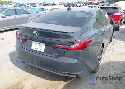 2025 Toyota Camry Xse z USA, uszkodzony, nr VIN 4T1DAACK7SU510435